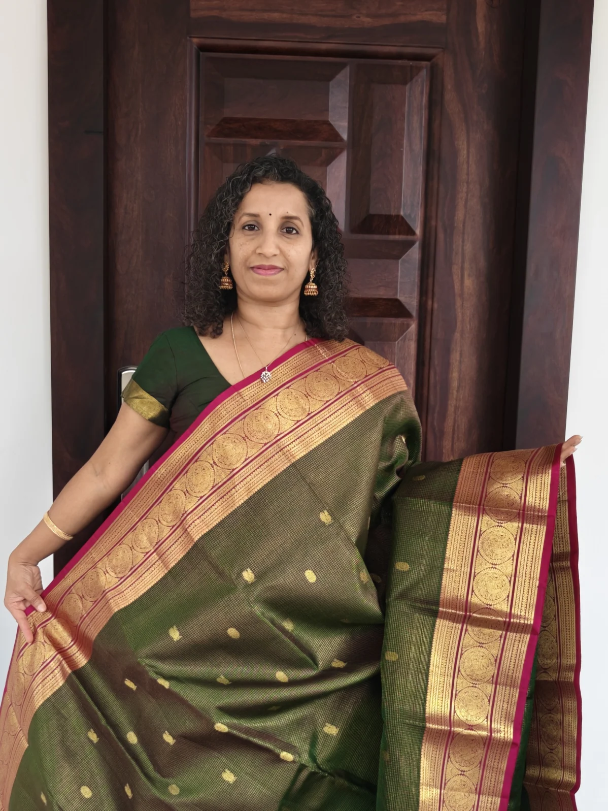 Green And Pink Vairaoosi Zari Checks On Hand Woven Pure Kanchipuram Silk Saree Pks031 1B