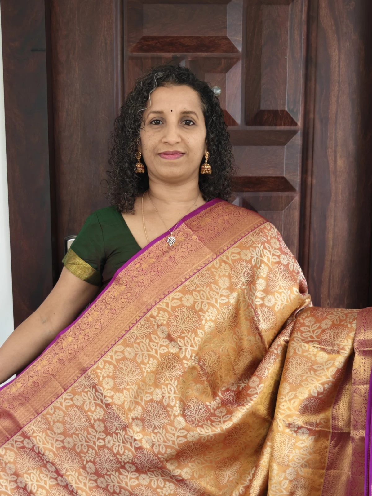 Gold And Purple Brocade Kanchipuram Silk Saree Pks040 1