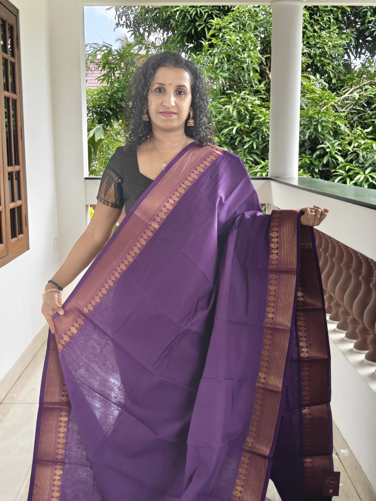 Violet Sungudi Cotton Saree with Leaf and Lines Border